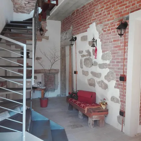 فندق مبيت وإفطار Yhouse 33 3*