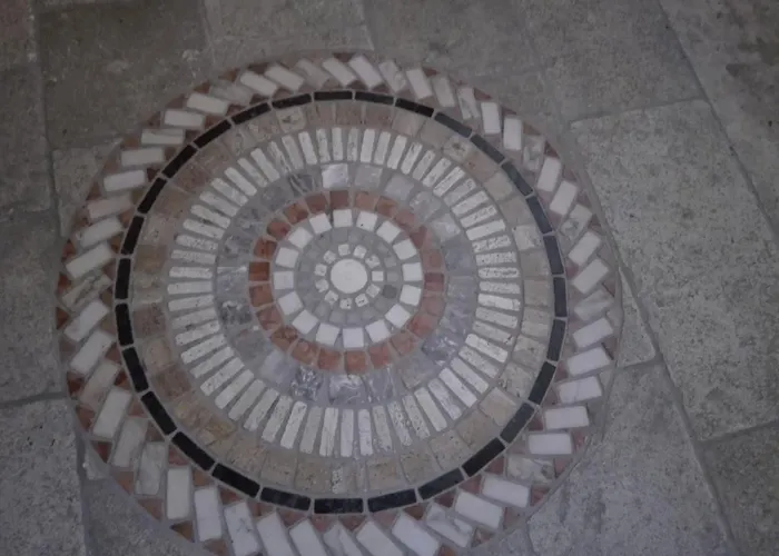 Yhouse 33 住宿加早餐酒店 3*